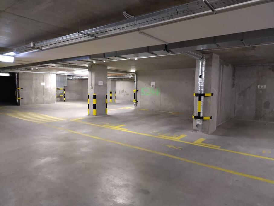Marone 209 Budapest ~ Ac/Balcony/Indoor Parking Esterno foto